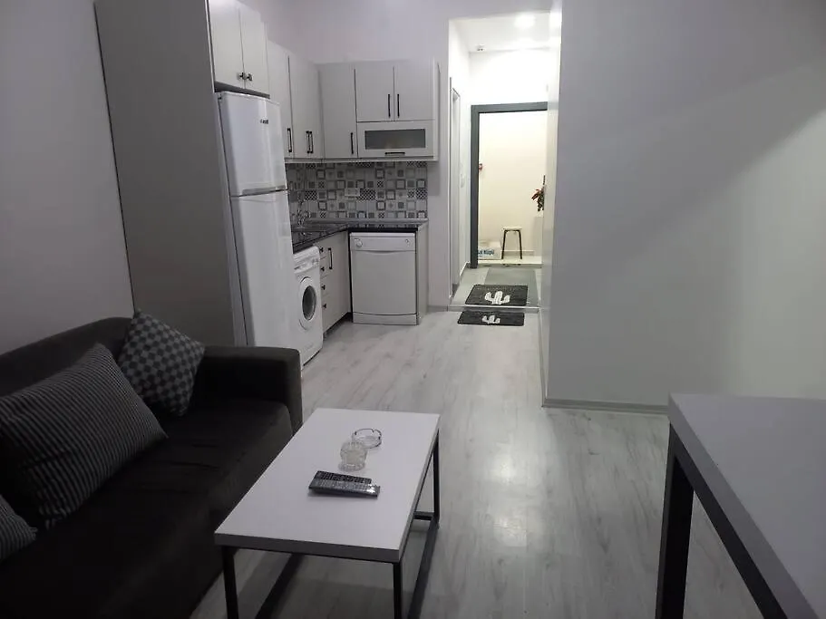 *Новая Квартира 1+1 Mecidiyekoy Apartment Istanbul